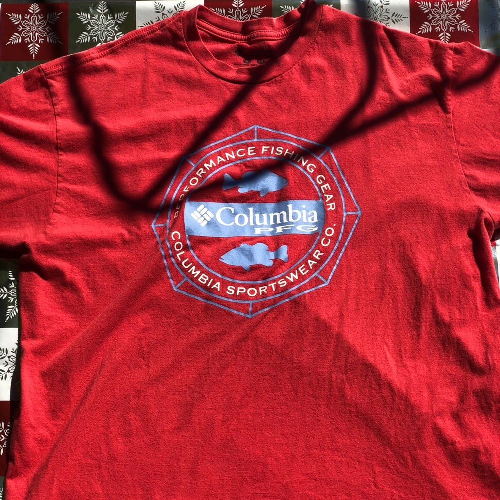 Men’s Columbia t-shirt